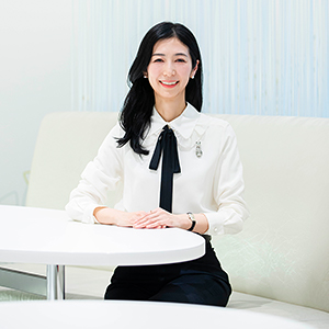 生江 亜由美氏