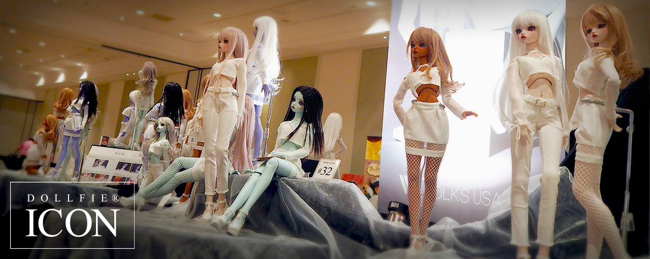 写真は「Dolls Party in LA 4 - 2019」の展示の様子です